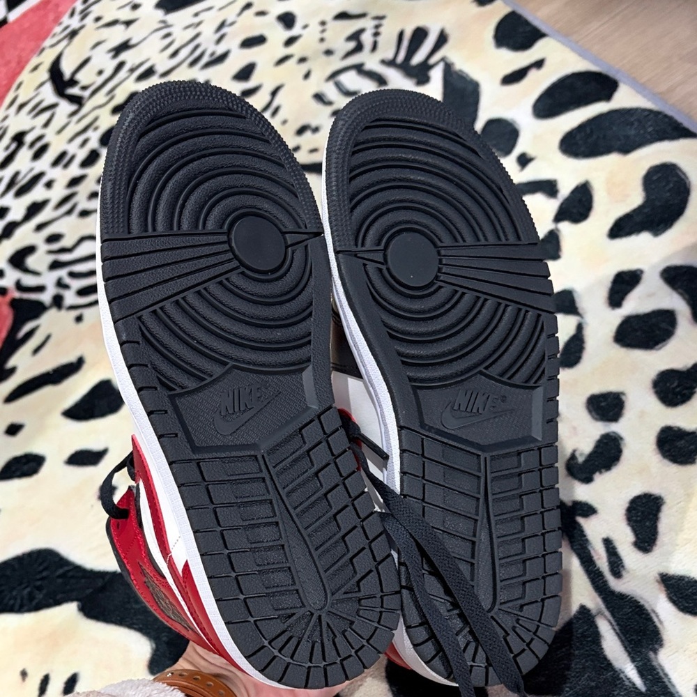 Nike Red and Black High-Top Sneakers - Picture 5 of 9